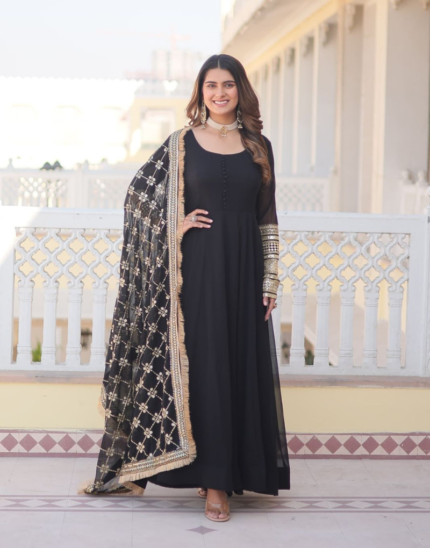 Elegant Black Anarkali Suit with Embroidered Dupatta